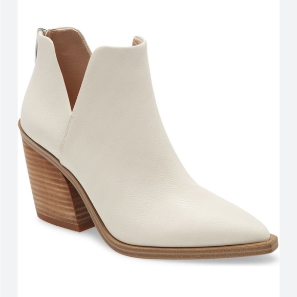 vince camuto • gigietta booties - Picture 1 of 6